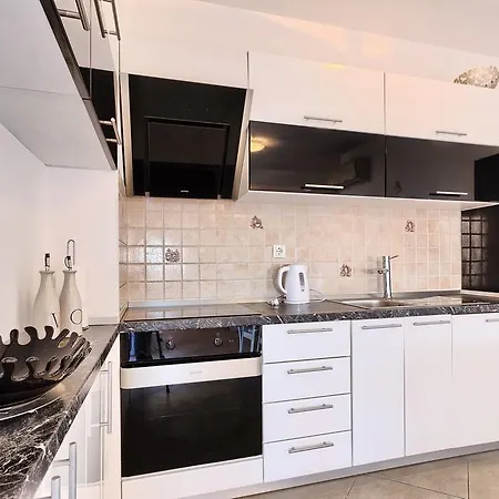 Apartman Apartman Fani *