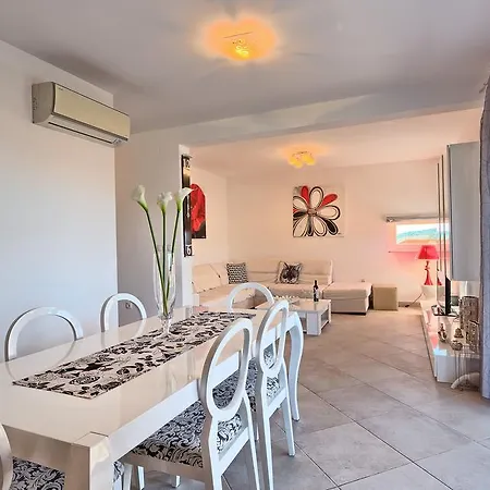 Apartman Fani Trogir